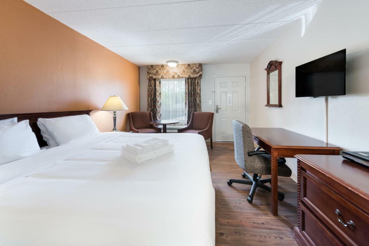 Americas Best Value Inn Columbus Exterior foto